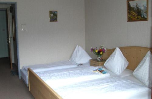 Gnesau Sonnleiten Apartment | Pension & Ferienwohnung Sonnleiten