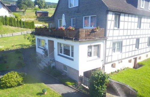 Elkeringhausen House | Pension Haus zur Orke