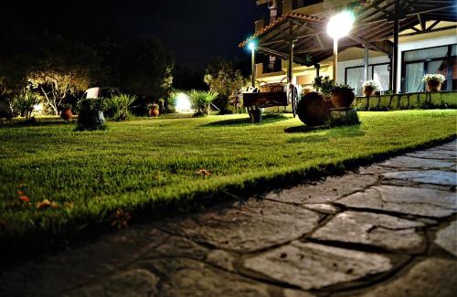 Aristotelis Apartment | Pension Karvounoskala