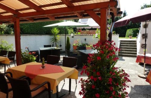 Velden am Worther See House | Pension Pfefferdohle