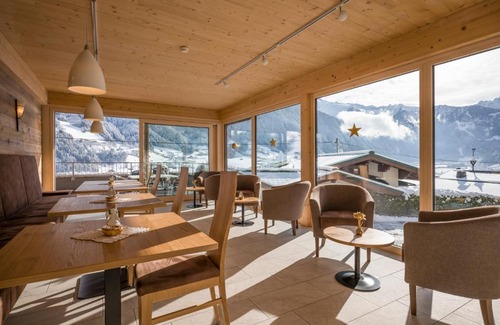 Hippach House | Pension Waldegg