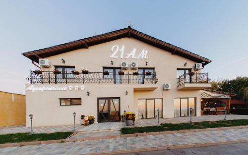 Ciumeghiu Hotel | Pensiunea 21 AM