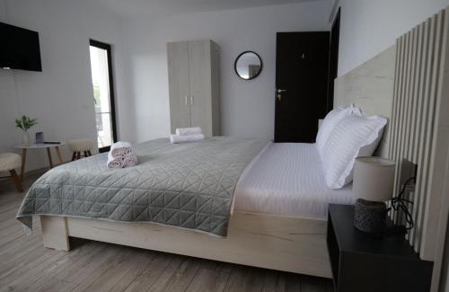 Baia de Fier House | Pensiunea Agroturistica Darius