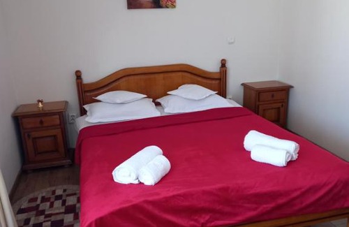 Sadova House | Pensiunea Aluniş