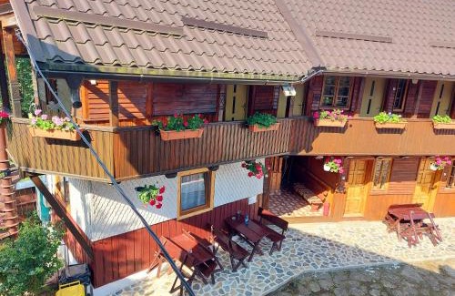 Gura Humorului House | PENSIUNEA BOCA VORONET