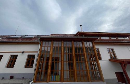 Apold House | Pensiunea CASA HANN