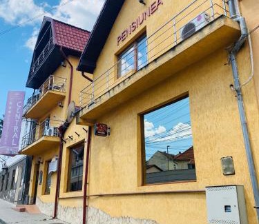 Reghin House | Pensiunea Central