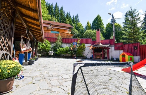 Predeal House | Pensiunea Cornelia