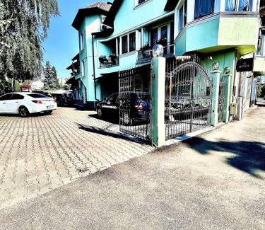 Tirgu Mures House | Pensiunea Curtea Bavareza