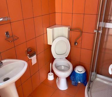 Sangeorz-Bai House | Pensiunea Hyperion Cormaia