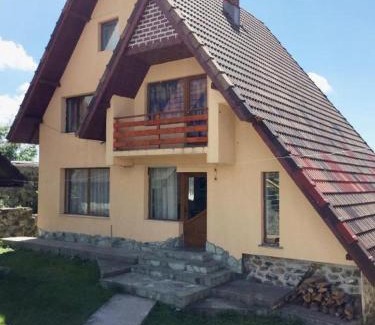 Ranca House | Pensiunea Pusu