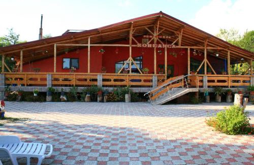 Fieni House | Pensiunea Soreanca