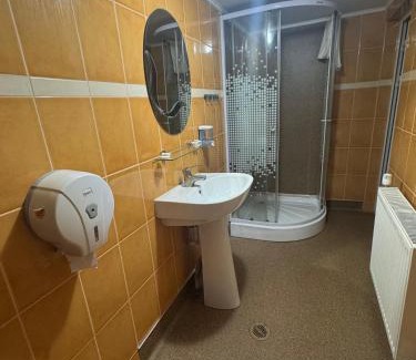 Radauti House | Pensiunea Tarancuta Radauti