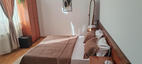 Snagov House | Pensiunea Terra Serenity