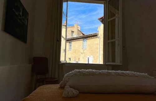 Arles City Centre Apartment | Penthouse Apartment with Large Terrace and Veranda