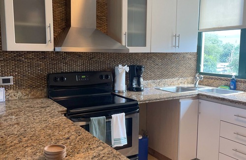 Loiza Apartment | Penthouse con Vista al Mar en Aquatika – Frente a la Piscina