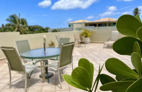 Loiza Apartment | Penthouse con Vista al Mar en Aquatika – Frente a la Piscina