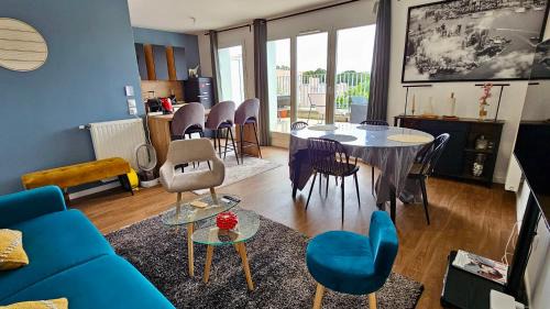 Noisiel Apartment | Penthouse lumineux 20min Paris et Disney avec 2 balcons