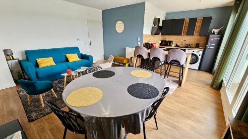 Noisiel Apartment | Penthouse lumineux 20min Paris et Disney avec 2 balcons