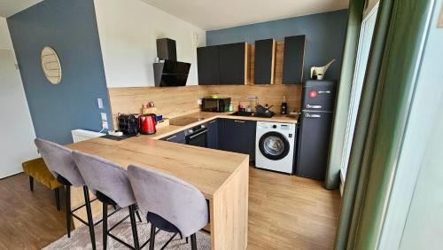 Noisiel Apartment | Penthouse lumineux 20min Paris et Disney avec 2 balcons