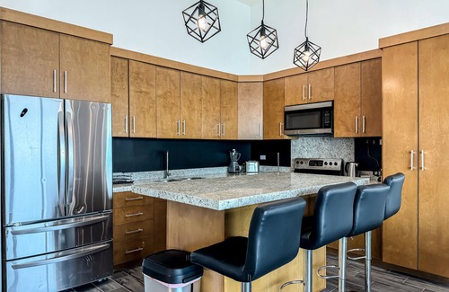 Baja del Mar Condo | Penthouse-PrivateJacuzzi-MarYSolCondo-3BR-Rosarito