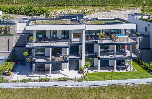 Schenna Apartment | Penthouse Skygarden