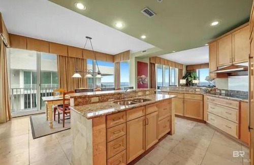 Ono Island Condo | Penthouse Unit Directly on the beach with unbelievable views. Managed by Owner.