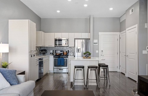 Downtown Salt Lake City Apartment | Penthouse w/Capital VIEWS! NEW!