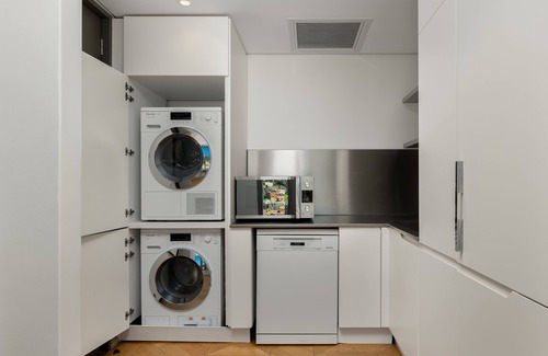 Bo'Kaap Apartment | Penthouse with Postcard Views and Artistic Flair