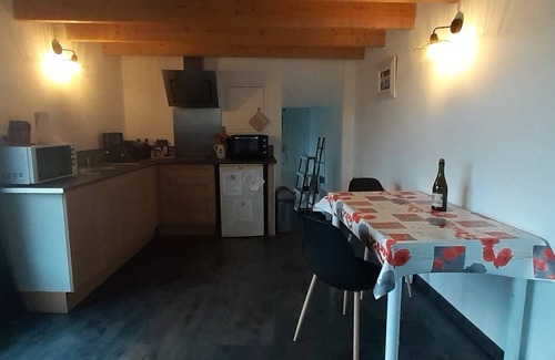 Camaret-sur-Mer House | Penty, ideal for couple, 500 m from sea, GR 34, 1km from Voie Verte (bicycle path)