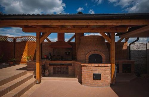 Velky Meder House | Penzión Daniela