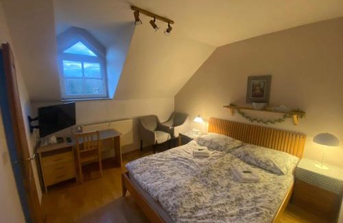 Rakovnik House | Penzion Červený mlýn