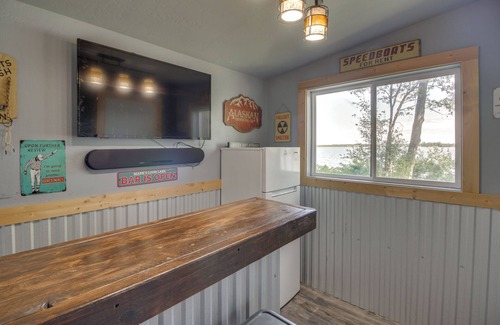 Pequot Lakes Cabin | Pequot Lakes Cabin w/Dock on Loon Lake!