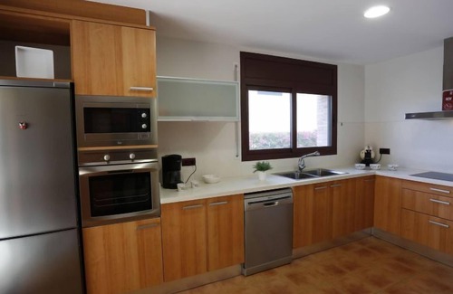 L'Ampolla House | Perales by Interhome
