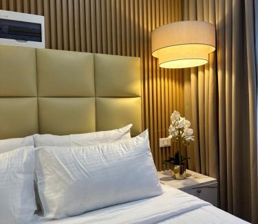 Pinamungajan Hotel | Perc Hotel