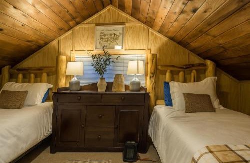 Packwood House | Perch - Chester Cabin