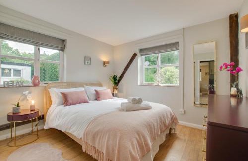 Woodbridge House | Perch Place
