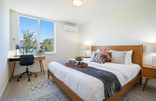 Broadway House | Perch - Urban Reflection 13