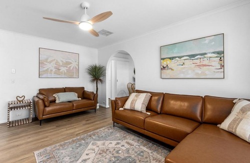 Moonta Bay House | Percys Beach House Moonta Bay