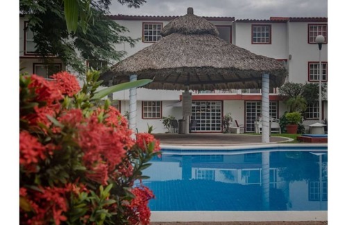 Puente del Mar House | Perfect 3 Floor Home w/Private Covered Balcony