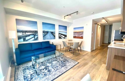 Sidney Hotel | Perfect Brand New Suite Downtown Sidney