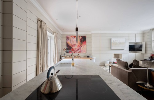 Battersea House | Perfect British Mews Home