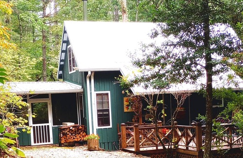 Lakemont Cabin | Perfect Cabin Near Lake Rabun Beach, Beautiful Hikes, Waterfalls, Tallulah Gorge