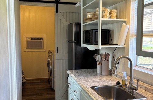 Calhoun Cabin | Perfect cabin with a pond! Peaceful place to fish, kayak or enjoy nature.