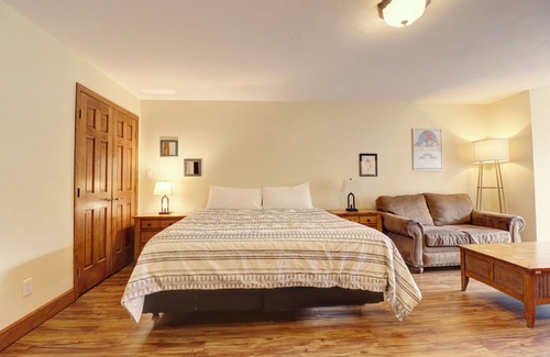 Copper Mountain Village Hotel | Perfect Center Village Hotel Room