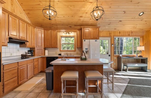 Coram House | Perfect Family Getaway* Glacier Park Chalet* AC!