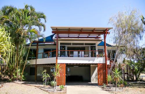 Urangan House | Perfect Family Holiday Home Right On The Esplanade