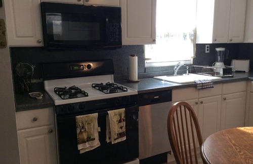 Holliswood House | Perfect for families or business travelers looking lfor extended stay in NYC.