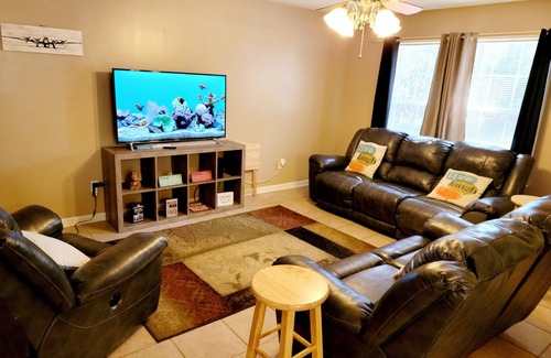 Daleville House | Perfect for Graduation or extended stay.