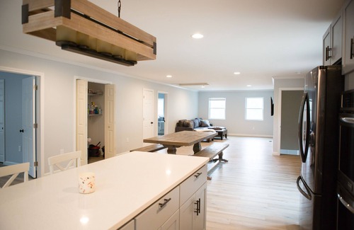 Bartlett House | Perfect for Snowmobilers, Close to Attitash, Storyland, and North Conway.